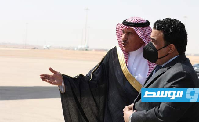 المنفي يختتم زيارته إلى السعودية بعد حضور قمة مبادرة الشرق الأوسط الأخضر