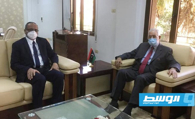 سيالة «يثمن» استمرار عمل السفارة الباكستانية من داخل ليبيا