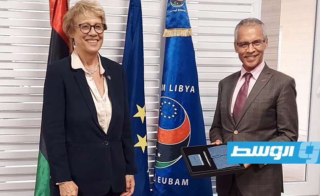 سفير فرنسا يبحث مع مديرة بعثة «يوبام» كيفية دعم ليبيا لمراقبة حدودها