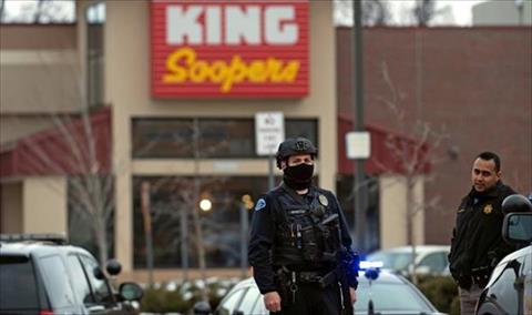 10 قتلى بينهم شرطي في إطلاق نار بمتجر في ولاية كولورادو الأميركية