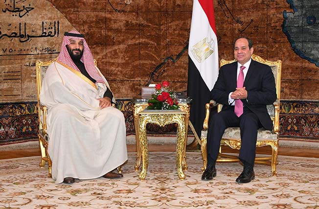 السيسي يبحث مع ولي العهد السعودي تعزيز العلاقات الثنائية بين البلدين