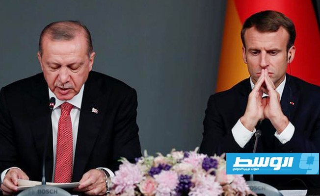 ماكرون وإردوغان وجها لوجه بعد اشتعال الملاسنات بينهما حول «سحب القوات من ليبيا»