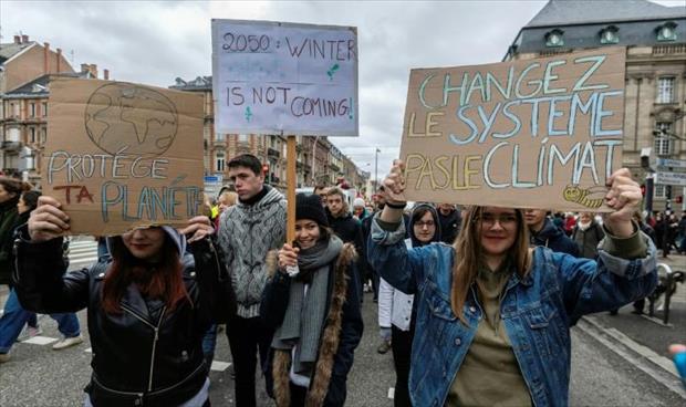 شباب العالم في الشارع الجمعة من أجل المناخ