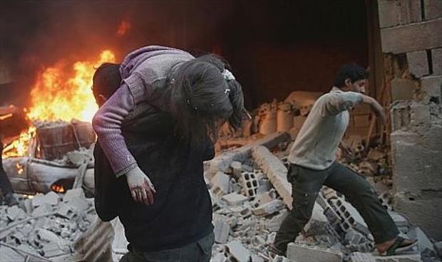 مقتل 23 مدنياً في غارات على قرية تحت سيطرة «داعش» في شمال شرق سورية