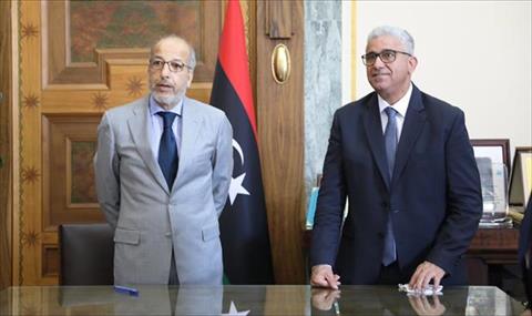 وزير الداخلية بحكومة الوفاق فتحي باشاغا ورئيس المصرف المركزي الصديق الكبير, 10 أغسطس 2020. (صفحة باشاغا على تويتر)
