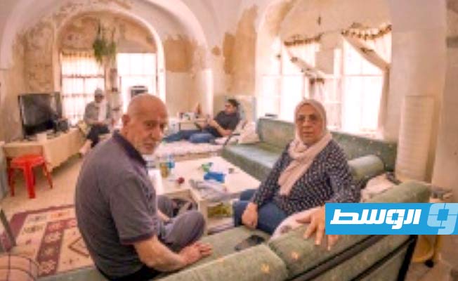 زوجان فلسطينيان يعدان الأيام قبل طردهما من منزلهما لصالح مستوطنين في القدس الشرقية