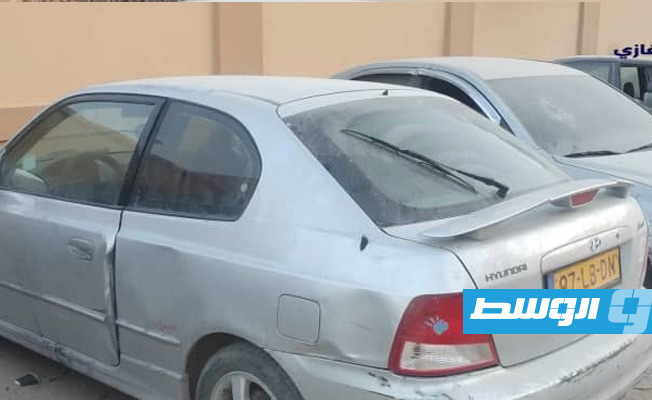 سيارة كانت مع المتهمين عقب ضبطهما وذلك في مركز شرطة العروبة. (مديرية أمن بنغازي)