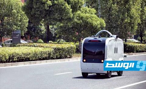سيارة ذاتية القيادة لمكافحة «كورونا» في الإمارات