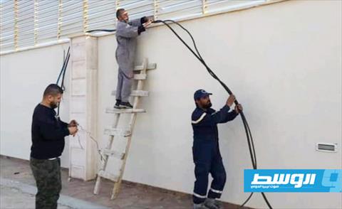 شركة الكهرباء: عودة التيار إلى أحياء في عين زارة بعد أعمال صيانة