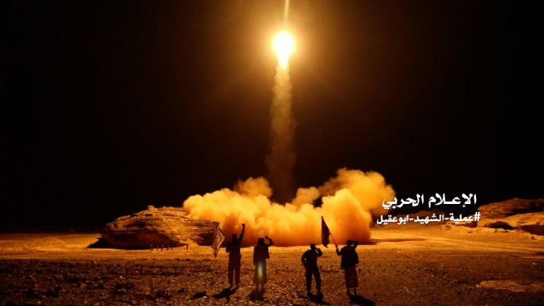 الدفاع الجوي السعودي يعترض صاروخين أطلقا من اليمن