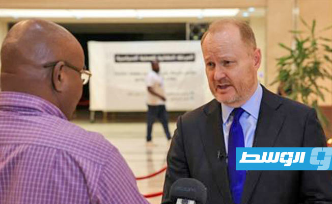 سفير أميركا في السودان يدعو معارضين للمشاركة في الاتفاق السياسي