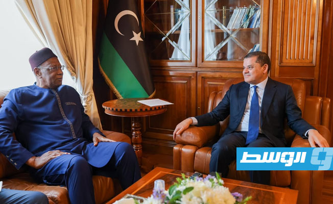 جانب من لقاء رئيس حكومة الوحدة الوطنية الموقتة عبدالحميد الدبيبة ورئيس بعثة الأمم المتحدة للدعم في ليبيا عبدالله باتيلي، الأحد 18 ديسمبر 2022 (حكومة الوحدة)
