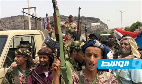 السعودية تطالب الانفصاليين بتسليم القواعد العسكرية للحكومة اليمنية