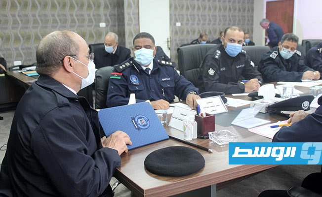 جانب من اجتماع مدير أمن طرابلس مع مدراء ورؤساء مكاتب جهاز البحث الجنائي، ٥ ديسمبر ٢٠٢٠ (إدارة البحث الجنائي)