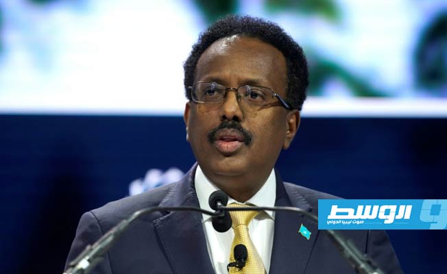 الرئيس الصومالي يكلف رئيس الوزراء تنظيم الانتخابات