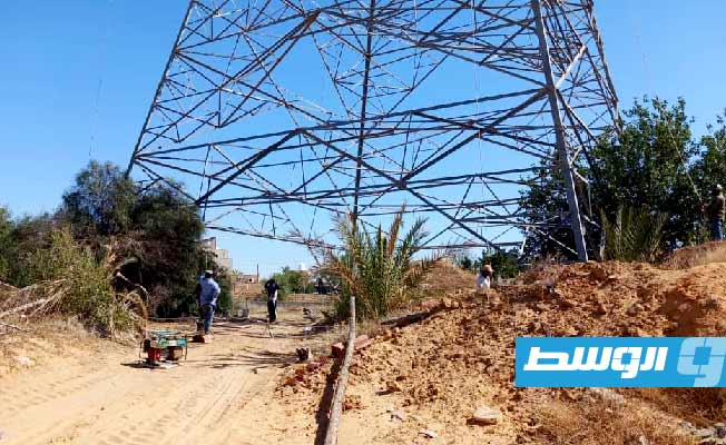 من موقع العمل في مشروع خط «غرب طرابلس - جنوب طرابلس»، 18 يونيو 2023. (الشركة العامة للكهرباء)