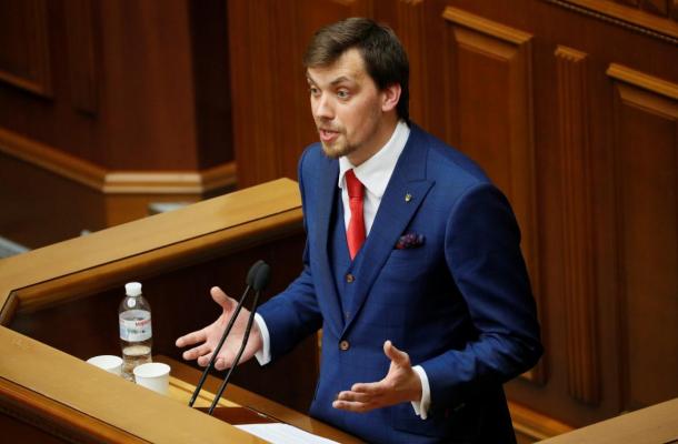 البرلمان الأوكراني يختار محاميا رئيسا للوزراء