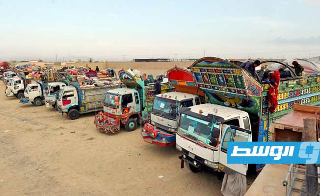 توقف التجارة عند المعابر الحدودية بين باكستان وأفغانستان