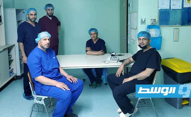 عملية جراحية نادرة وخطيرة بمستشفى طرابلس الجامعي لمريضة بالفطر الأسود