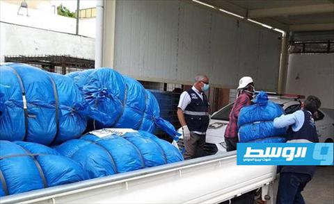 توزيع مستلزمات نظافة على 175 مهاجرا في مركز إيواء بطرابلس