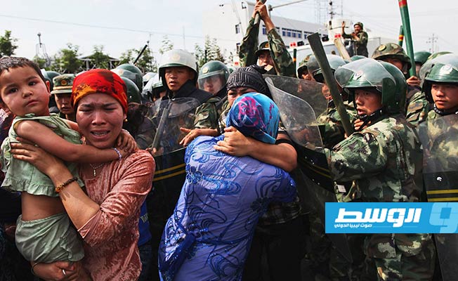 لندن تتهم الصين بارتكاب انتهاكات بحق الأويغور