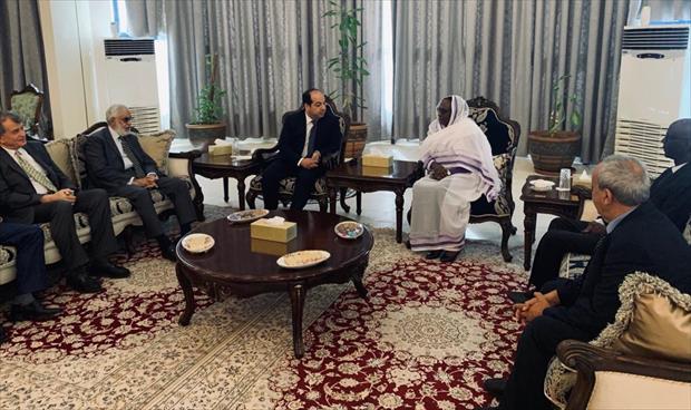 وفد من حكومة الوفاق يصل إلى الخرطوم ويلتقي وزيرة خارجية السودان