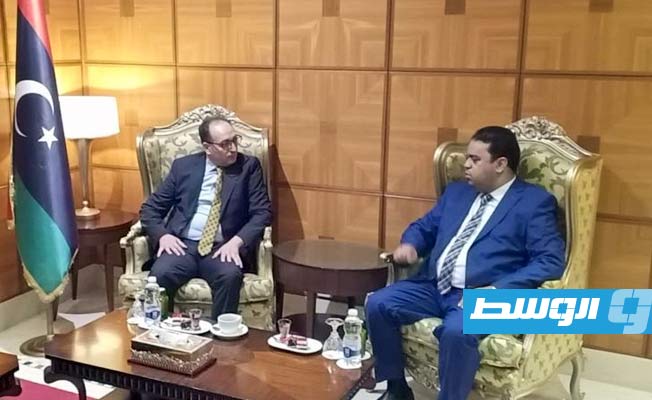 وزير الاقتصاد يبحث مع سفير تونس الاستعدادات لعقد اللجنة العليا المشتركة بين البلدين