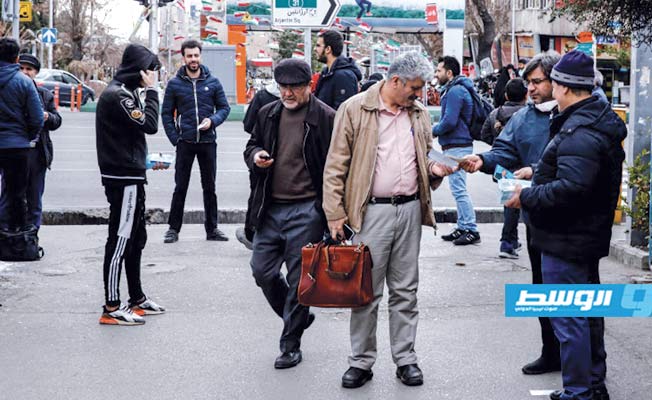 انتخابات إيرانية خلال أيام وتوقعات بعودة «المحافظين» على حساب الائتلاف الحاكم