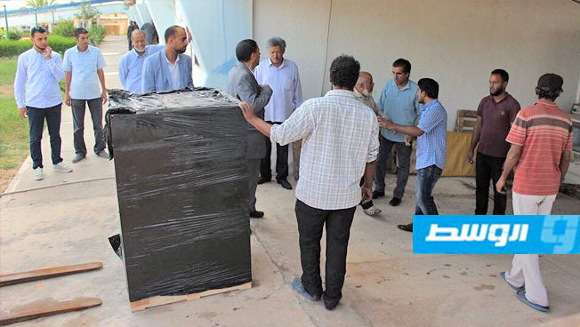 «صحة الوفاق» تسلم مستشفى «ابن سينا» في سرت جهاز أشعة وشحنة أدوية عامة