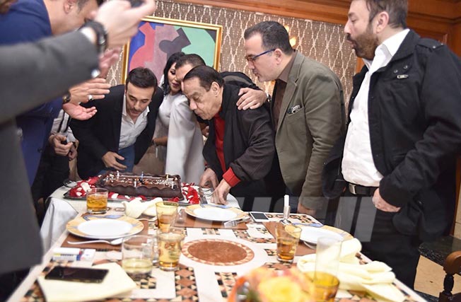 بالصور: صابر الرباعي يحتفل بعيد ميلاده في القاهرة
