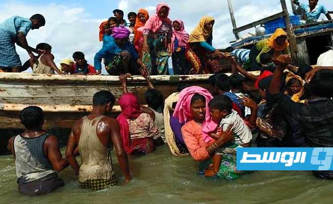 إنقاذ 69 من اللاجئين الروهينغا بعد انقلاب قاربهم قبالة ساحل إندونيسيا