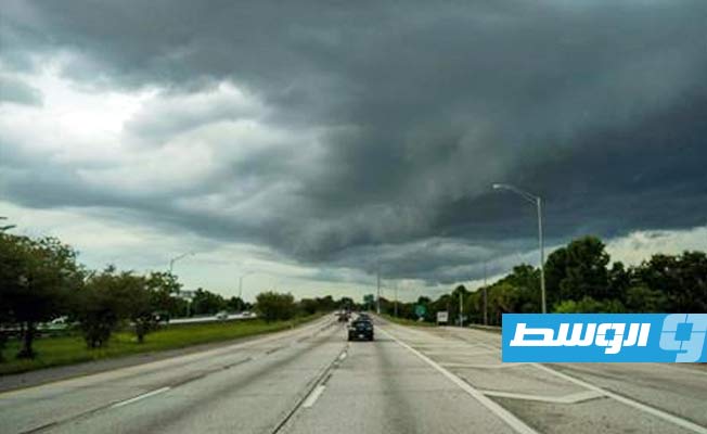 الإعصار إيان يصل إلى غرب كوبا واستعدادات في فلوريدا