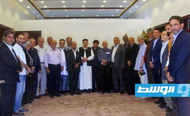 عقيلة صالح يلتقي رؤساء وممثلي 16 حزبا سياسيا