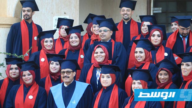 تخريج الدفعة السادسة لطب الأسنان بالجامعة الدولية في بنغازي