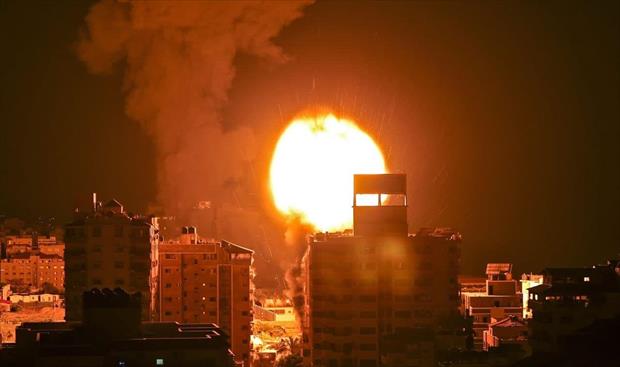عشرات الغارات الجوية الإسرائيلية على غزة