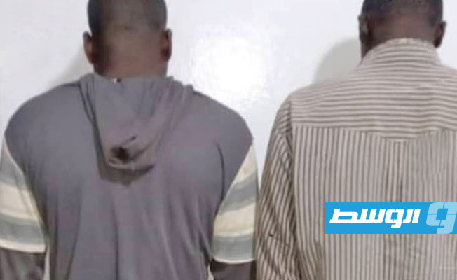 ضبط تشاديين متهمين بسرقة مواطن في بنغازي