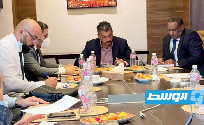 اجتماع اللجنة المعنية بمتابعة أوضاع الليبيين في تونس، الأحد 11 يوليو 2021. (بوابة الوسط)