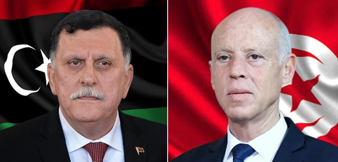السراج يبحث آخر تطورات الأوضاع في ليبيا مع الرئيس التونسي هاتفيا