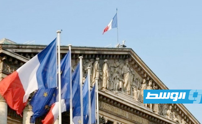 فرنسا تدعو رعاياها لمغادرة أوكرانيا