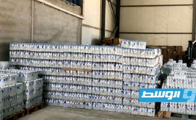 «الرقابة على الأغذية»: ضبط مستودع يوزع مياها منتهية الصلاحية في البيضاء