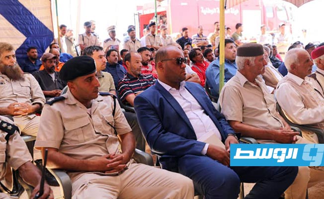 لقاء وزير الداخلية مع أهالي ومسؤولي درنة وعين مارة. (وزارة الداخلية)