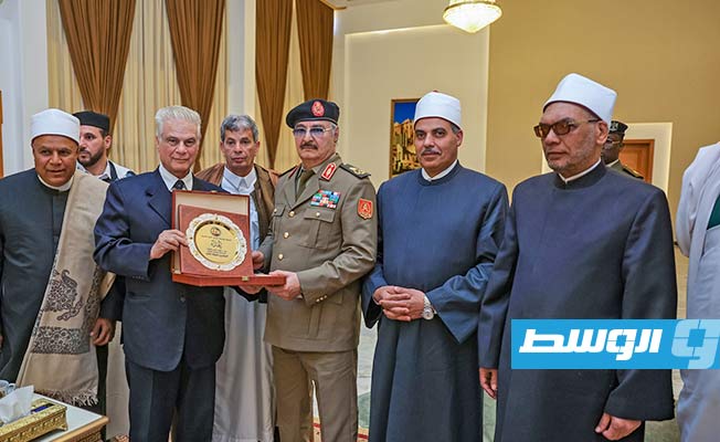 Haftar receives delegation from Egypt's Al-Azhar Al-Sharif in Benghazi