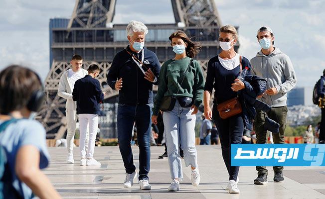 ستة ملايين فرنسي يدخلون حظر تجول مشددا لتجنب طفرة وبائية جديدة