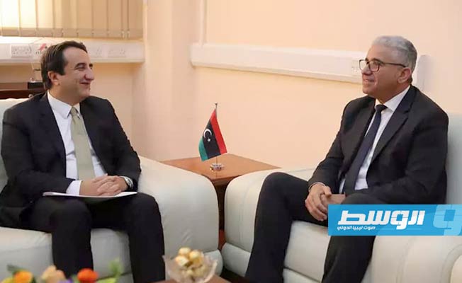 باشاغا يلتقي سفير تركيا ويبحث عودة شركات أنقرة إلى العمل في ليبيا