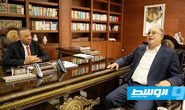 الثني يوافق على تشكيل لجنة أزمة لمتابعة المشاريع في بلدية طبرق