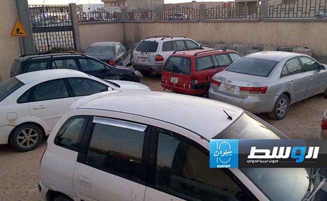 سيارات مخالفة مضبوطة في أجدابيا، 5 مايو 2024. (تصوير: صلاح ناصف)