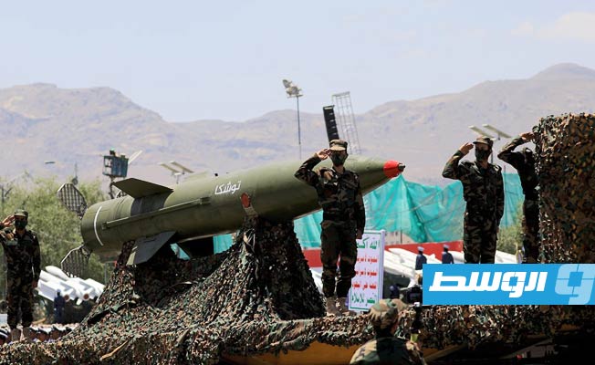 الحوثيون يتبنون إطلاق صواريخ بالستية وطائرات مسيرة على إيلات