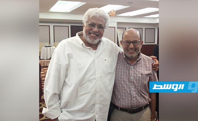 الدكتور فوزي بركة رمضان احد طلبة الدفعة الاولي بكلية طب بنغازي بعد 55 سنة من تخرجه
