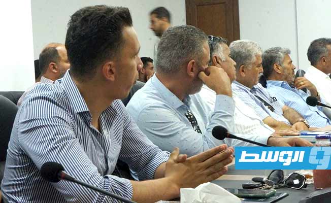 من لقاء الدبيبة وعدد من رجال الأعمال في الاتحاد العام لغرف التجارة والصناعة والزراعة بالعاصمة طرابلس، 20 أغسطس 2022. (فيسبوك)