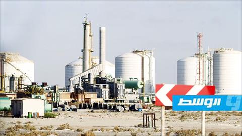 «ستاندرد آند بورز»: إنتاج النفط الليبي تعافى خلال أبريل الماضي